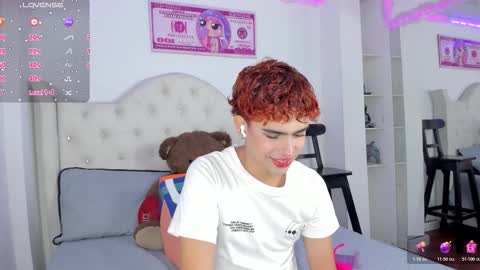 Aiden  online show from November 2025 05:46:02 PM