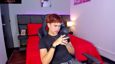 Aiden  online show from January 2026 03:25:01 PM