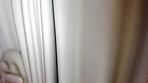   online show from December 2025 01:58:02 AM