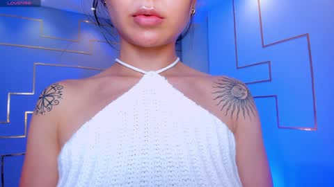 Snapshot of aileenvega chatting on January 2025 07:35:02 PM AILEEN VEGA online show from January 2025 07:35:02 PM