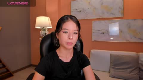 Snapshot of aileenvega chatting on January 2025 07:40:01 PM AILEEN VEGA online show from January 2025 07:40:01 PM