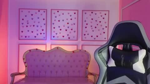 ailen online show from October 2025 02:06:01 AM