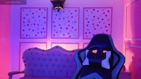 ailen online show from October 2025 02:47:02 AM