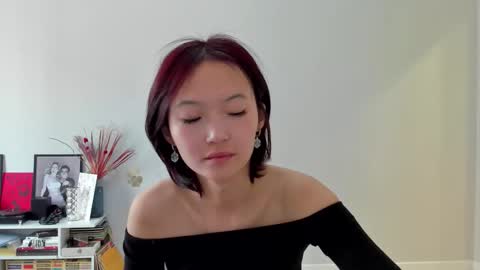 Ailey online show from November 2025 04:02:02 AM