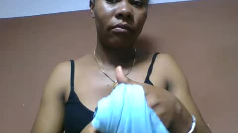 Snapshot of aimee982179 chatting on July 2026 02:06:02 AM aimee982179 online show from July 2026 02:06:02 AM