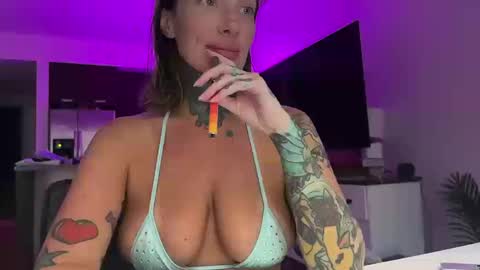 Airgead online show from September 2025 09:59:02 PM