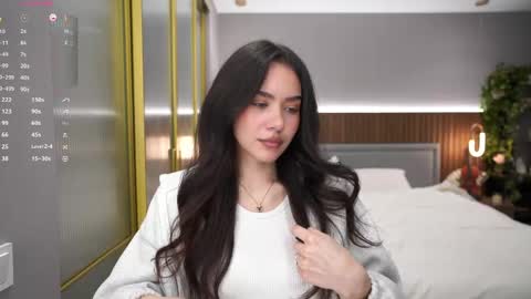 Snapshot of aisha_eilish chatting on April 2026 05:12:02 AM Aisha online show from April 2026 05:12:02 AM