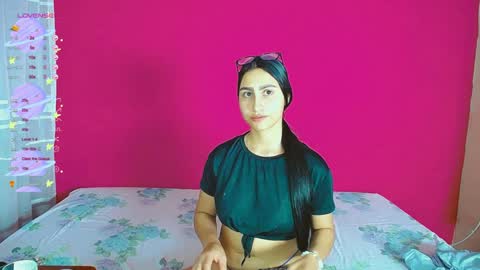 Snapshot of aisha_stacey0410 chatting on December 2024 04:25:02 AM aisha_stacey0410 online show from December 2024 04:25:02 AM