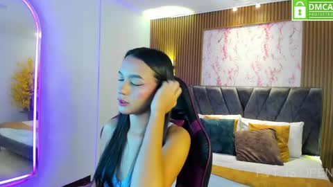 Snapshot of aisha_vex chatting on May 2026 11:38:01 AM Aisha online show from May 2026 11:38:01 AM