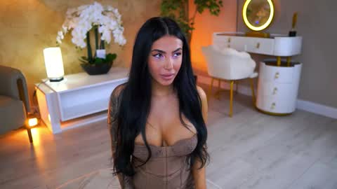 Maddy online show from October 2025 07:15:02 PM