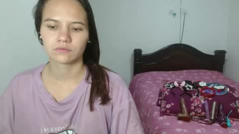 Snapshot of aishafuckaas chatting on October 2025 08:40:02 PM aishafuckaas online show from October 2025 08:40:02 PM