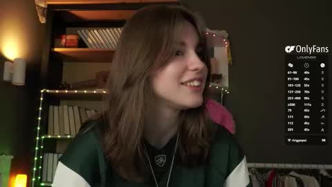 Aliza online show from March 2026 02:04:02 AM