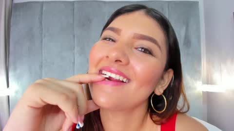Snapshot of aitanajones1_ chatting on May 2026 10:56:02 AM Aitana online show from May 2026 10:56:02 AM