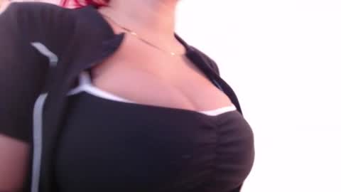 AIXA  online show from November 2025 01:11:02 PM