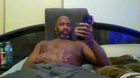 aj297914 online show from February 2026 01:15:01 AM