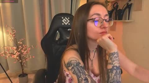 akaheby online show from April 2026 02:09:02 PM