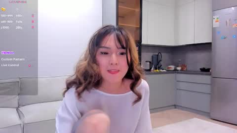 Snapshot of akari_star chatting on June 2026 09:14:01 AM Akari online show from June 2026 09:14:01 AM