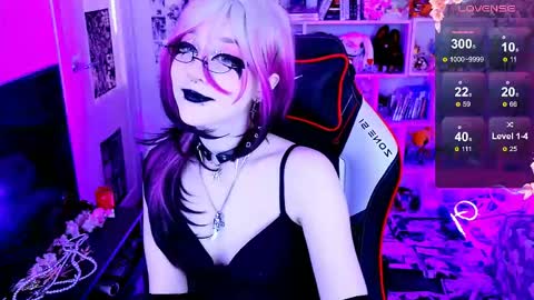 Aki online show from April 2026 02:51:02 AM