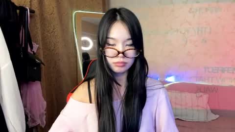Snapshot of akiba_cute chatting on May 2026 07:19:02 PM akiba_cute online show from May 2026 07:19:02 PM
