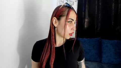 Snapshot of akila_clive chatting on April 2026 08:44:01 PM carolina online show from April 2026 08:44:01 PM