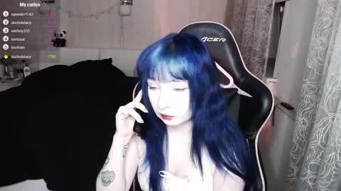 akirahartyx online show from April 2026 04:46:02 PM