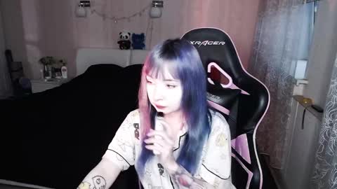 akirahartyx online show from June 2026 04:13:02 PM