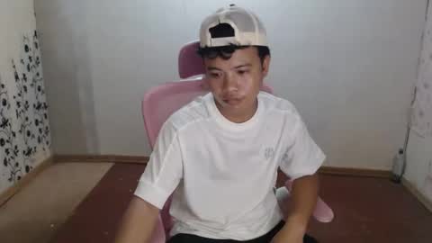 Snapshot of akohnhakah chatting on May 2026 09:16:02 AM akohnhakah online show from May 2026 09:16:02 AM