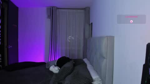 Ander uwu online show from October 2025 01:44:01 AM