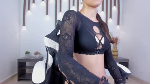 A L A I A online show from October 2025 12:29:01 PM