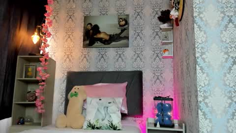 Alaia online show from March 2026 09:10:02 PM