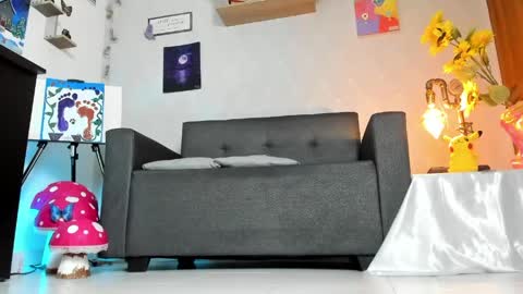 Snapshot of alaia_love77 chatting on May 2026 03:53:01 PM Alaia online show from May 2026 03:53:01 PM