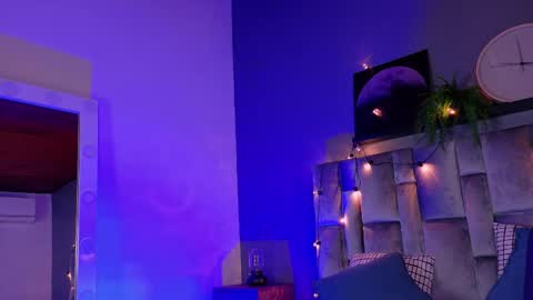  Alaia  online show from October 2025 11:33:02 AM