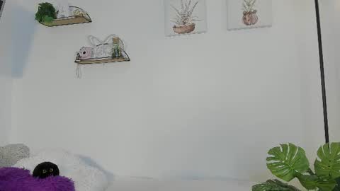 Snapshot of alaiarogerss chatting on June 2026 10:47:02 AM online show from June 2026 10:47:02 AM