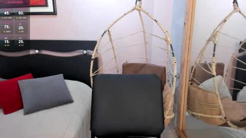     online show from April 2026 07:11:02 PM