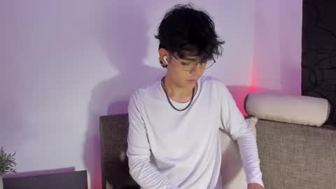 alan18n online show from March 2025 04:07:02 PM