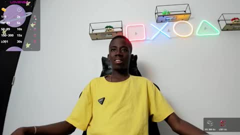 Snapshot of alan_blacke chatting on November 2025 01:10:02 PM alan_blacke online show from November 2025 01:10:02 PM