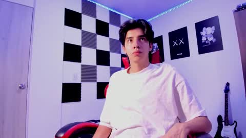 Alan Boy online show from October 2025 11:33:02 AM