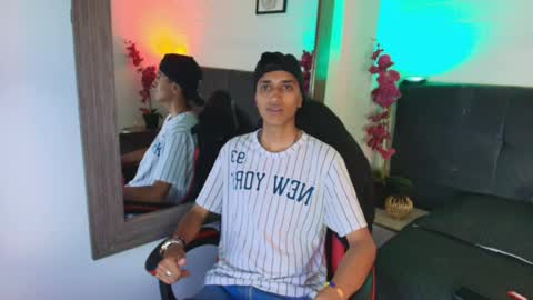 Snapshot of alan_colthon chatting on April 2026 03:53:02 AM alan_colthon online show from April 2026 03:53:02 AM