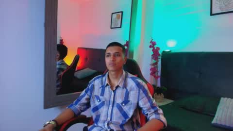 Snapshot of alan_colthon chatting on May 2026 03:11:02 AM alan_colthon online show from May 2026 03:11:02 AM