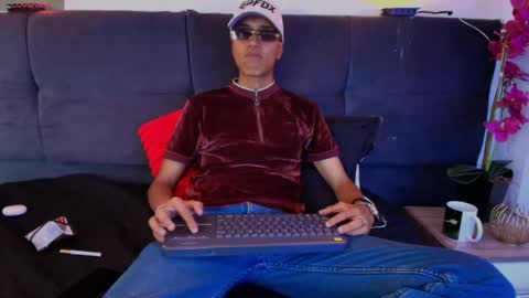 Snapshot of alan_colthon chatting on May 2026 03:46:01 AM alan_colthon online show from May 2026 03:46:01 AM