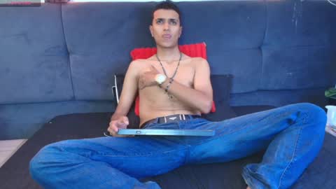 Snapshot of alan_colthon chatting on May 2026 03:22:02 AM alan_colthon online show from May 2026 03:22:02 AM