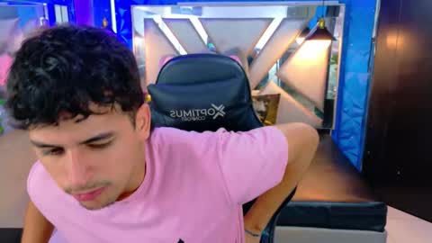 ALAN DEL REY online show from September 2025 02:08:01 PM