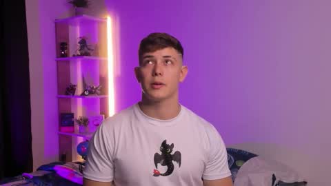 Alan Hadid online show from November 2025 08:44:01 PM