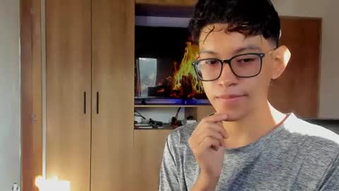 Alan and Criss - WE JUST FRIENDS WITH BENEFITS BOTH VERS online show from June 2026 12:30:01 PM