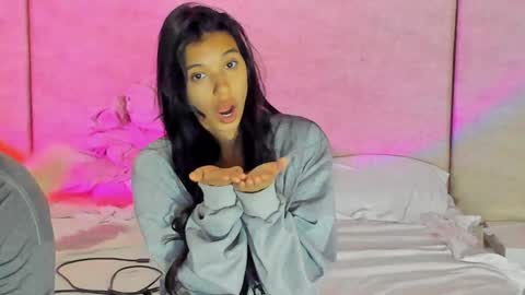             online show from December 2024 09:29:02 AM