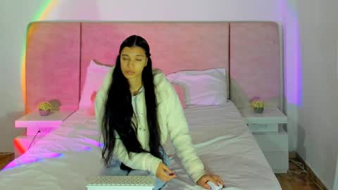             online show from January 2025 03:37:01 AM