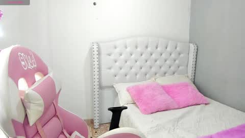 Alana. online show from January 2025 01:34:02 AM