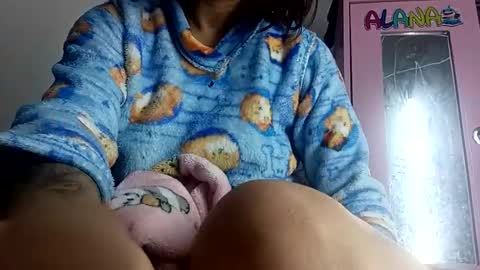 isabella online show from February 2026 09:14:02 AM