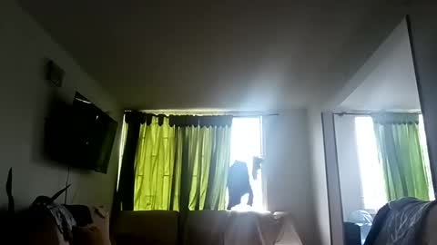 isabella online show from February 2026 11:40:01 AM