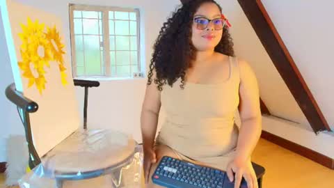 Snapshot of alanaa_gomezz chatting on June 2026 07:16:01 PM Alana Gmez online show from June 2026 07:16:01 PM